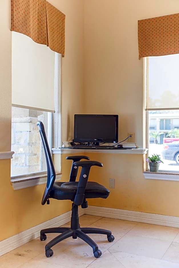 Days Inn by Wyndham Shenandoah