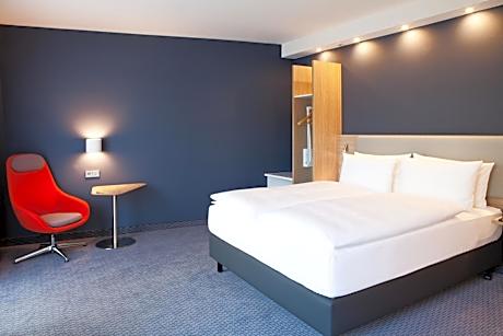Accessible King Room