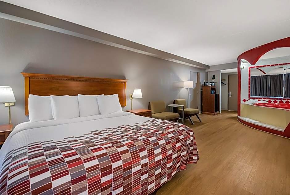 Red Roof Inn And Suites Newark - University