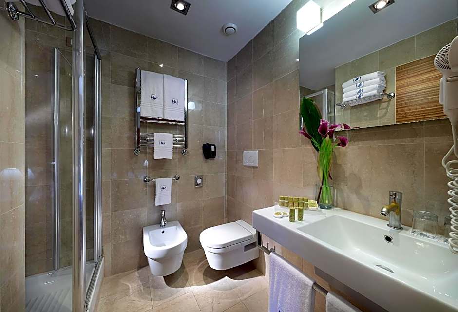 Mercure Roma Centro Saint John