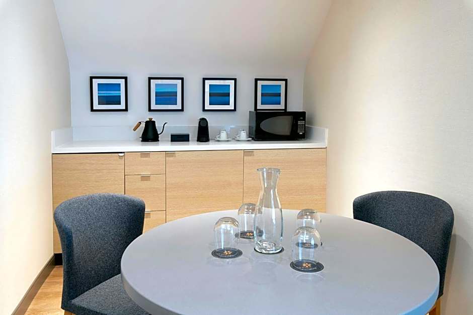 The Insignia Hotel, Sarnia, a Tribute Portfolio Hotel