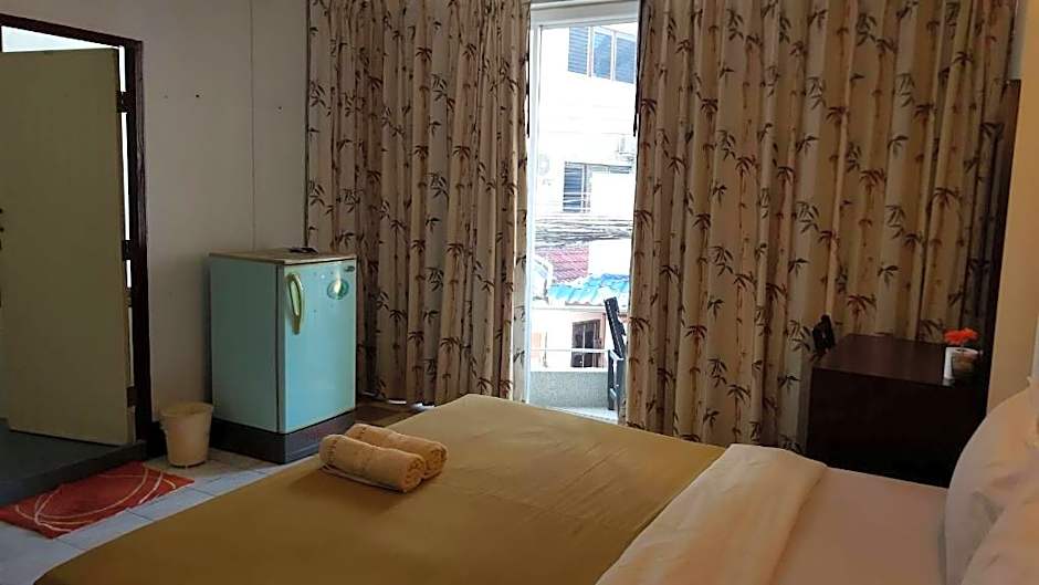 Bb Patong Beach House