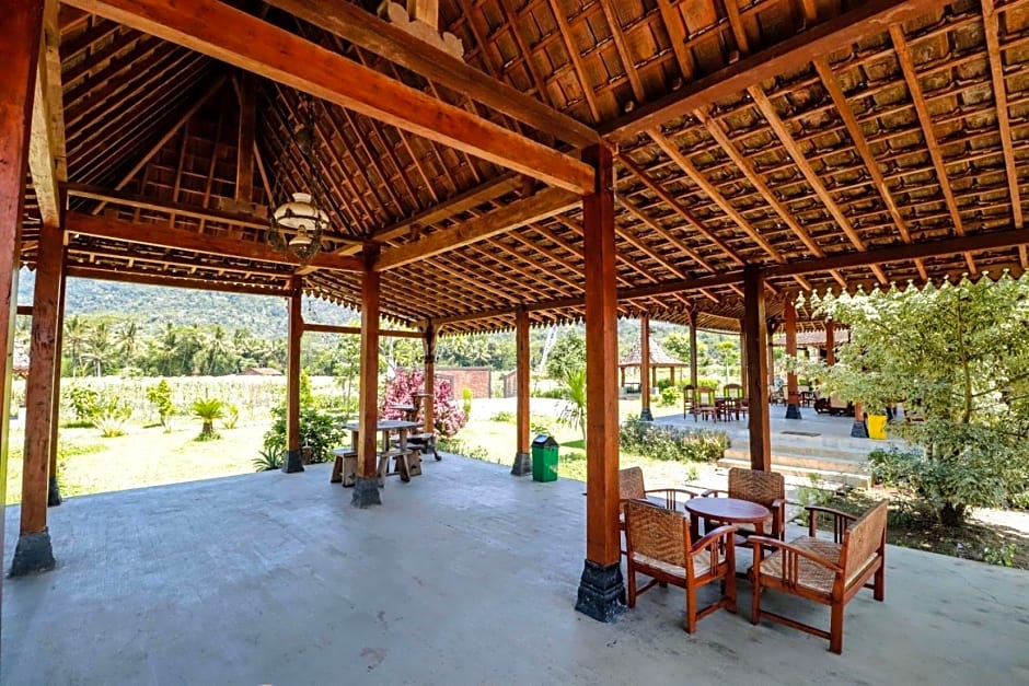 Balkondes Duta Menoreh