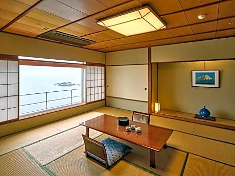 Suite Room with Open-Air Bath with Ocean View - Sanjokan