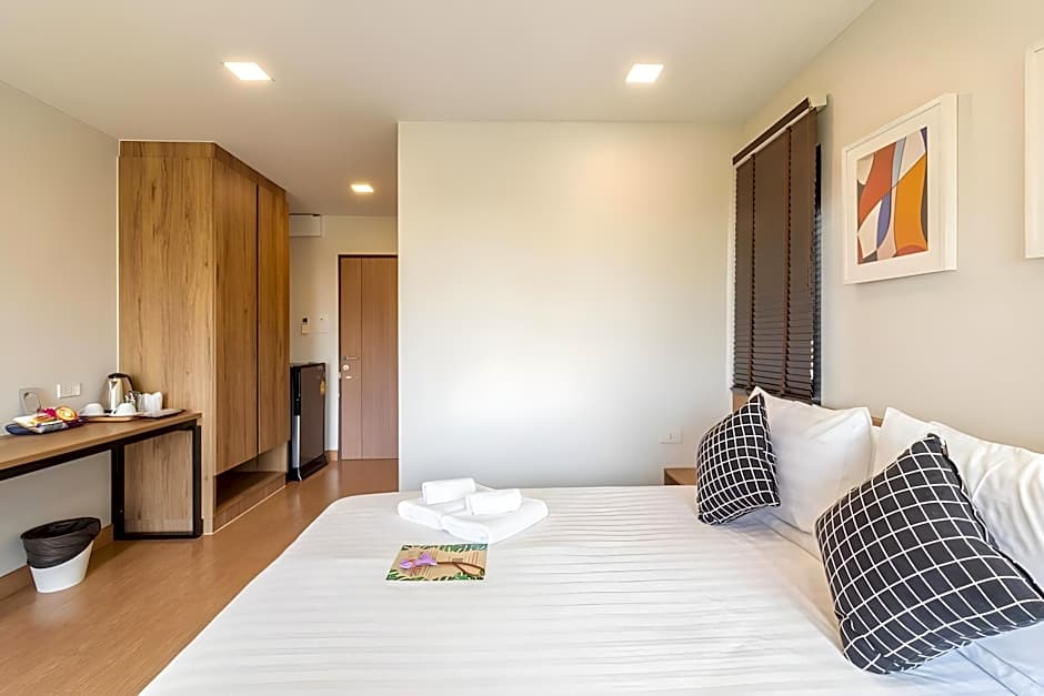 Casa Luxe Hotel and Resident