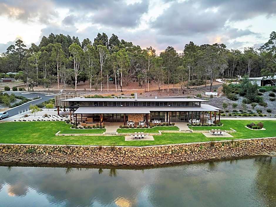 Eight Willows Retreat