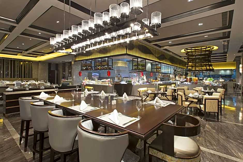 Pullman Yantai Center