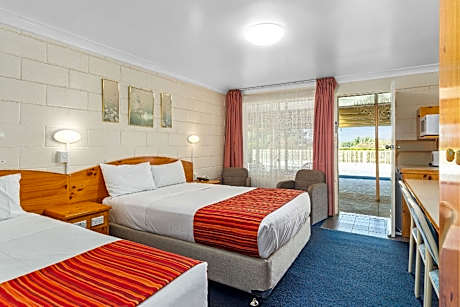 1 Double Bed, 1 Single Bed, Nonsmoking