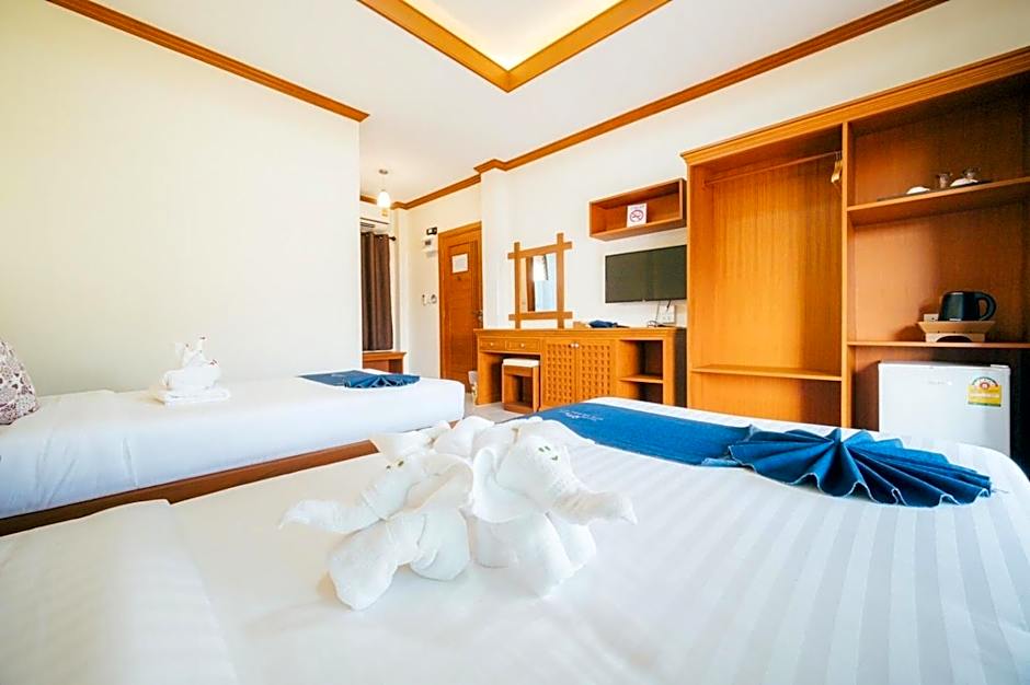Huen Him Kong Hotel Phrae
