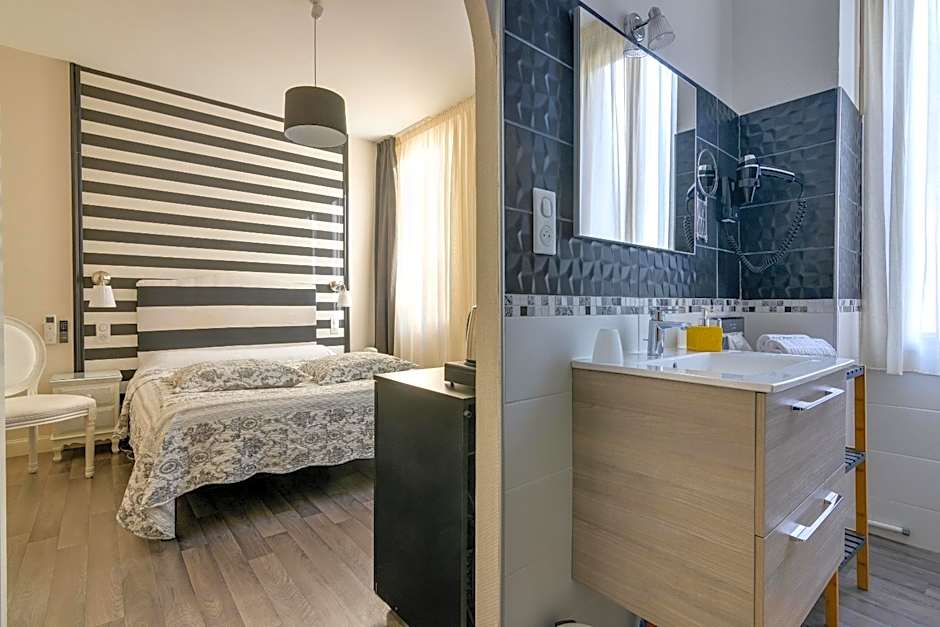 Hôtel Henri IV