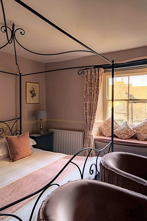 The Wensleydale Hotel