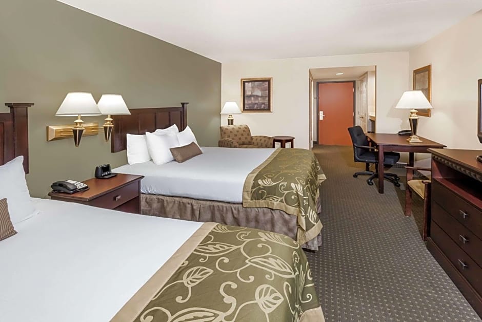 Wingate by Wyndham