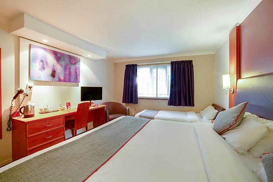 OYO Lakeside Haydock Hotel St Helens