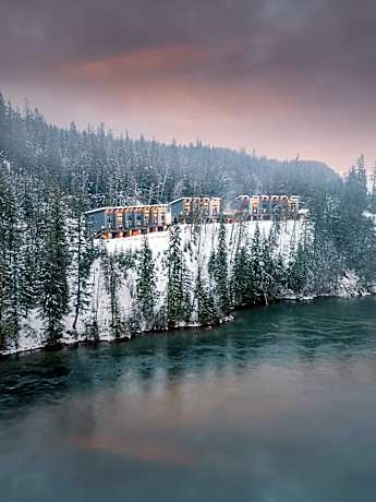 Basecamp Resorts Revelstoke