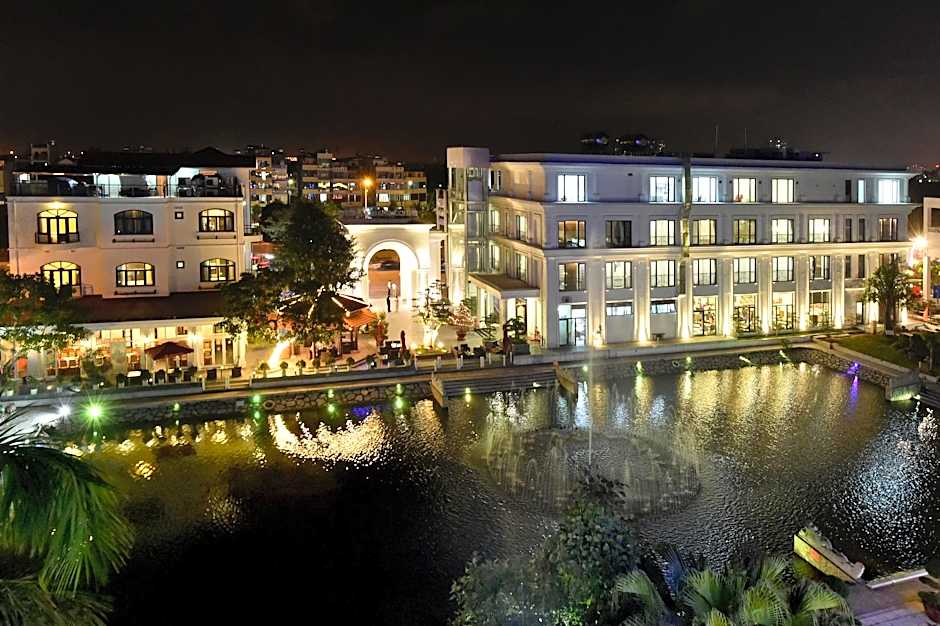 Garco Dragon Hotel 2
