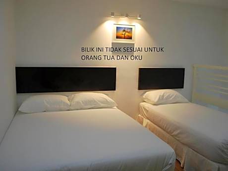 Comfort Triple Room