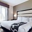La Quinta Inn & Suites by Wyndham Auburn