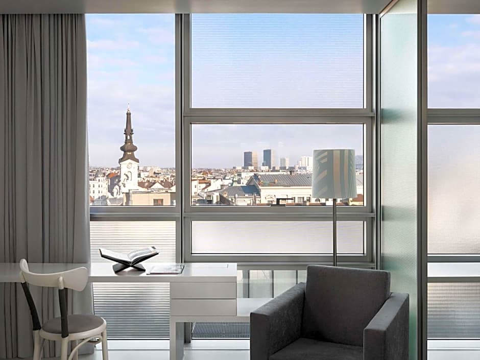 SO Vienna Hotel