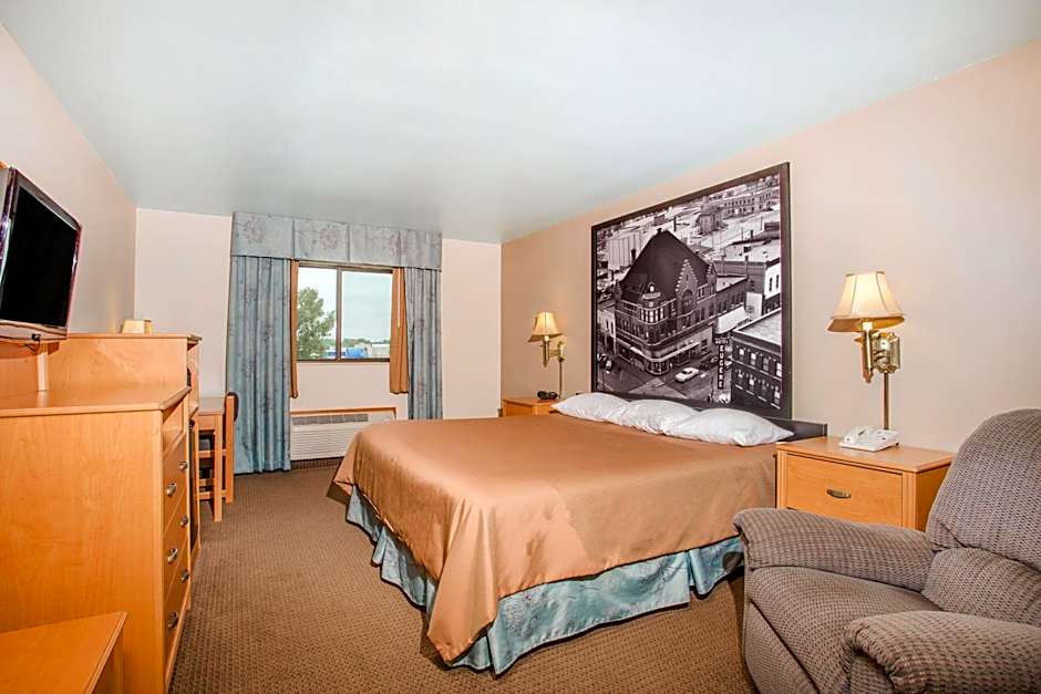 Super 8 by Wyndham Monroe WI