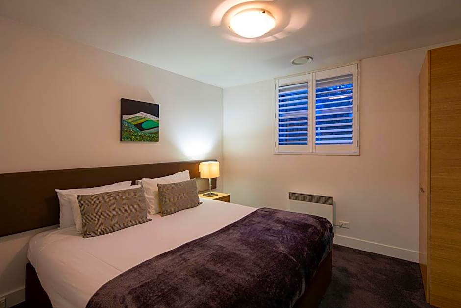 Marina Apartments - Element Escapes