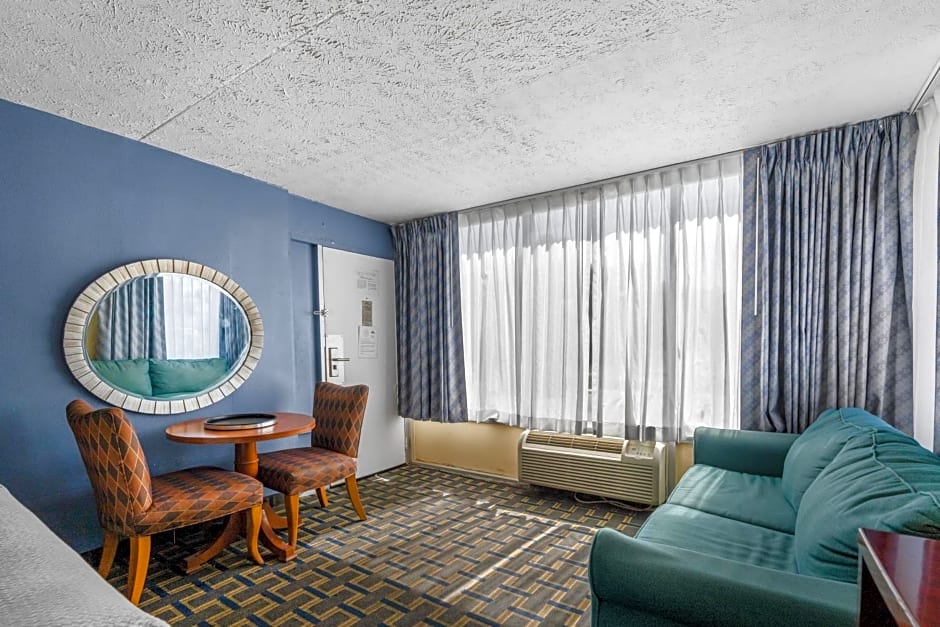 Days Inn by Wyndham Myrtle Beach-Grand Strand