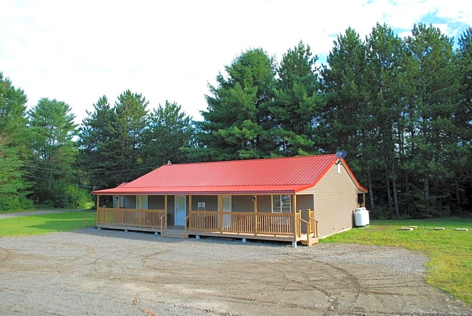 Abbot Trailside Lodging