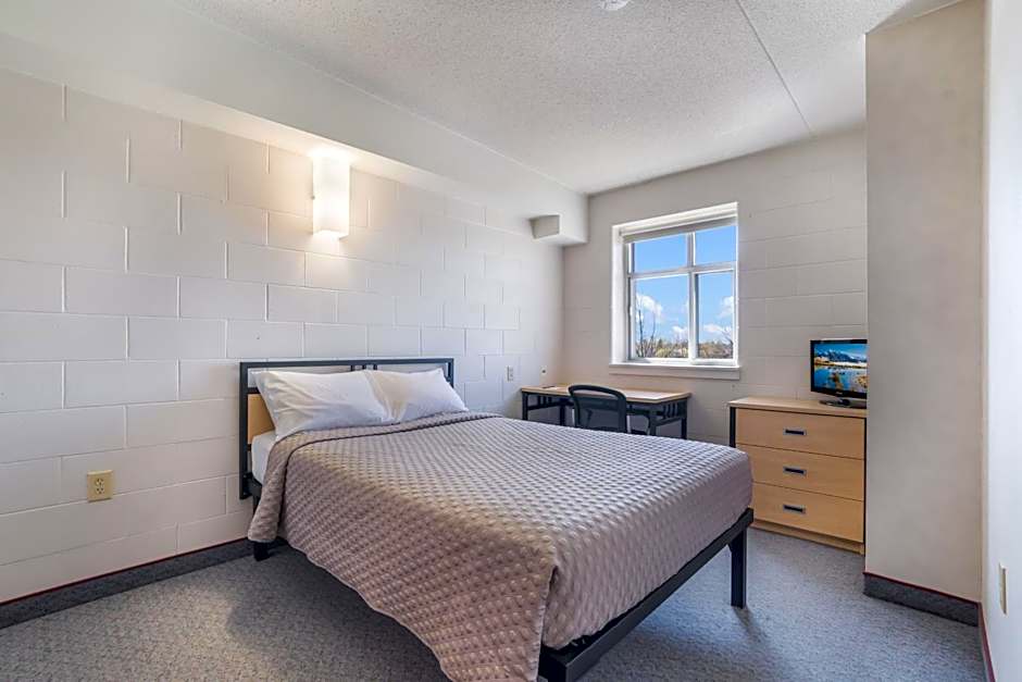 Residence & Conference Centre - Welland