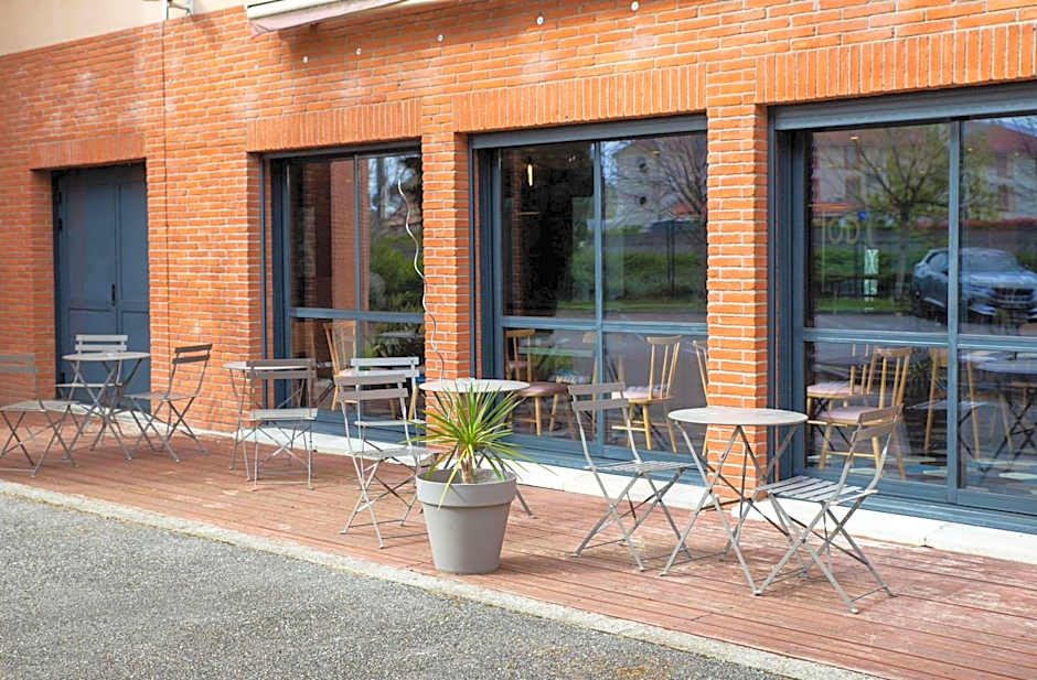 Clarion Aparthotel Toulouse Blagnac Airport