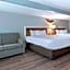Dolphin Sands Clearwater Beach, an Ascend Collection Hotel