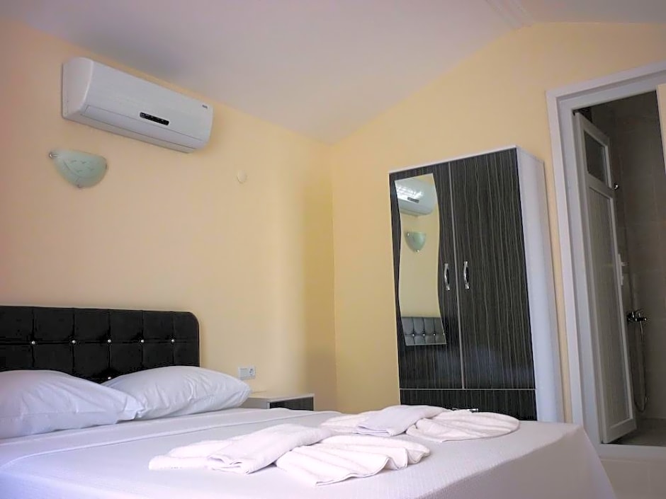 The Green Valley Hotel