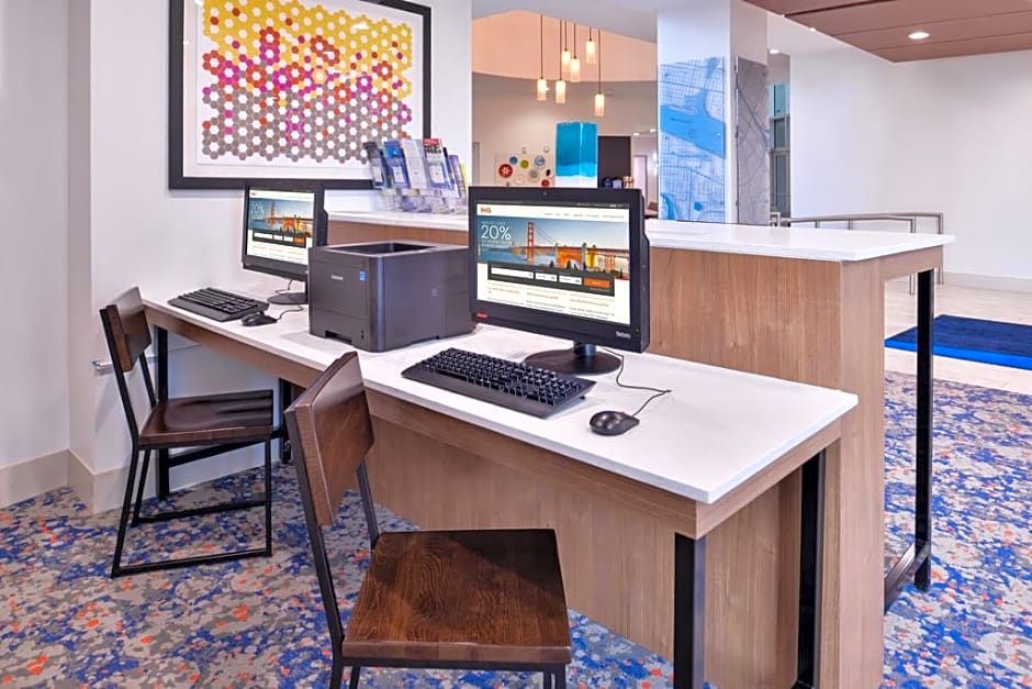 Holiday Inn Express New Orleans - St Charles