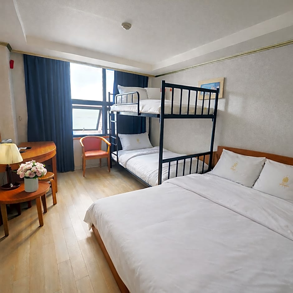 Hotel Busan Station 102