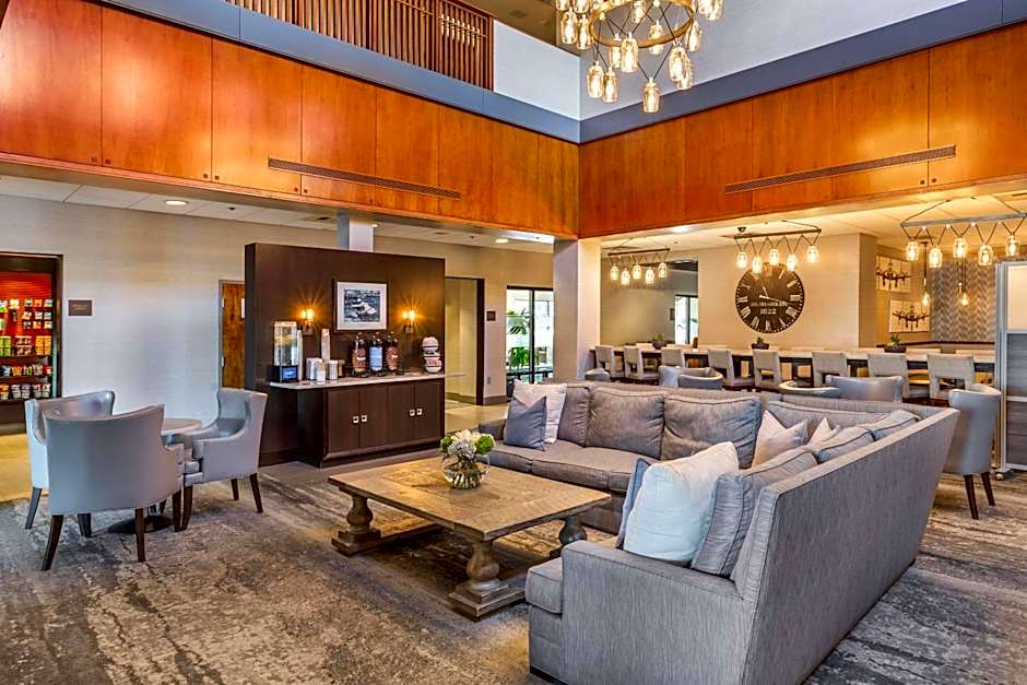 Comfort Inn & Suites Logan International Airport