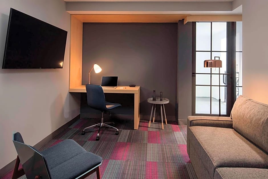 Aloft Coral Gables