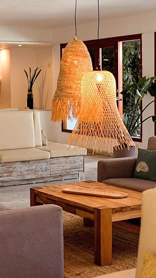 Sentido Fido Tucan - Adults Only