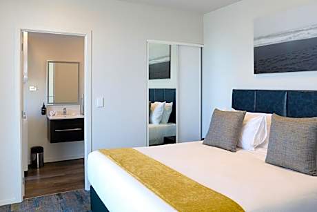 One King Bed apartment