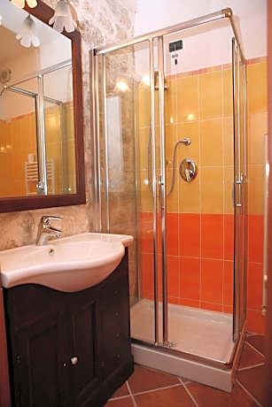 Classic Quadruple Room