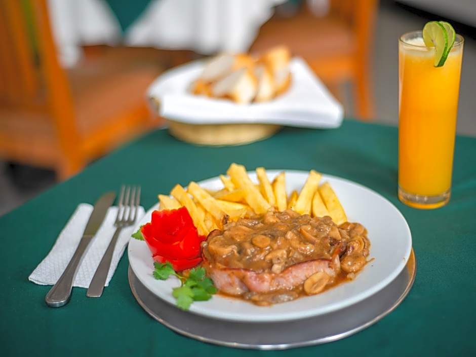 Hotel Escala Siglo XXI