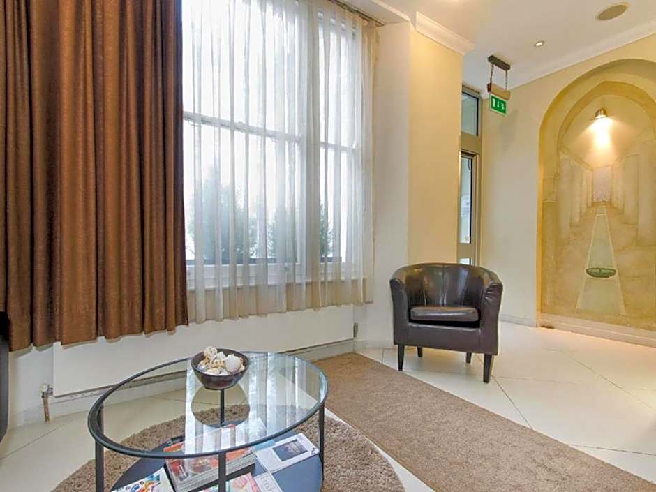 The Royal Chulan Hyde Park Hotel