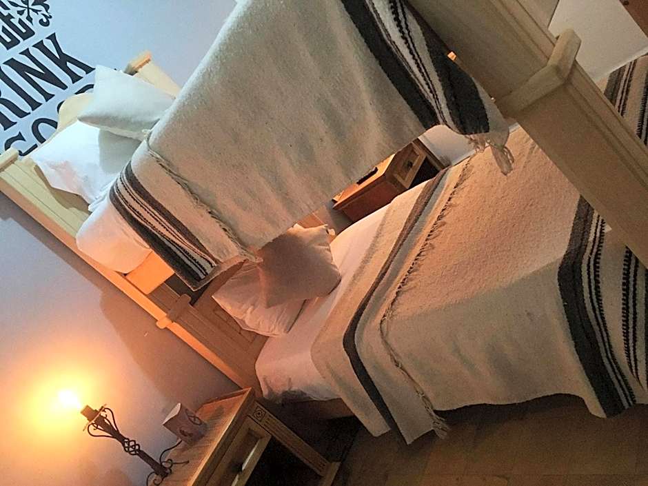 Mala Vecindad Beer Hotel