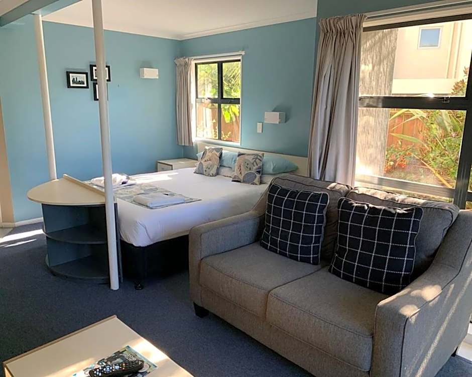 Wrights by the Sea Motel