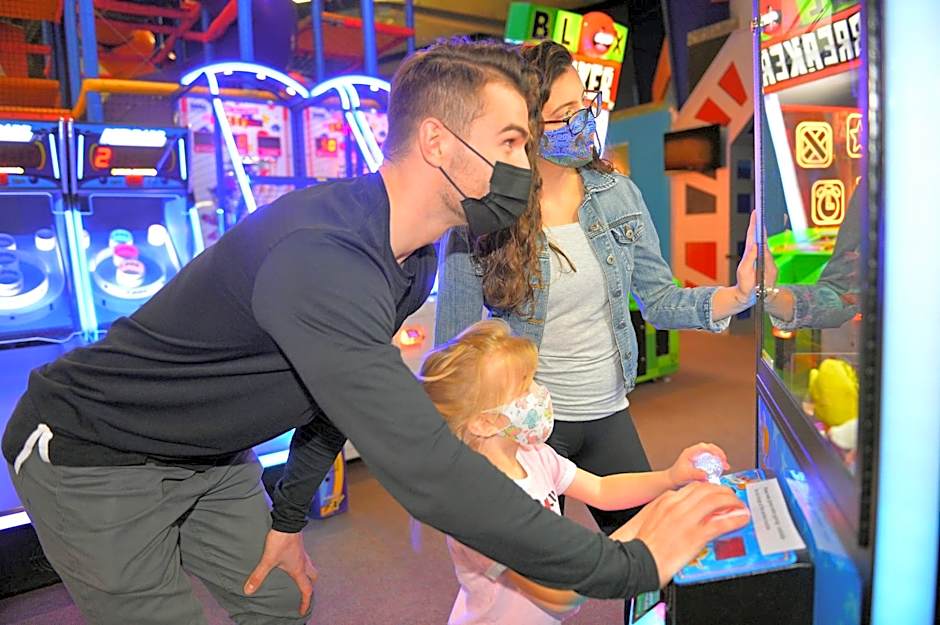 Radisson Kingswood Hotel & Suites, Fredericton, NB 