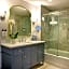 voco St. James Hotel By IHG