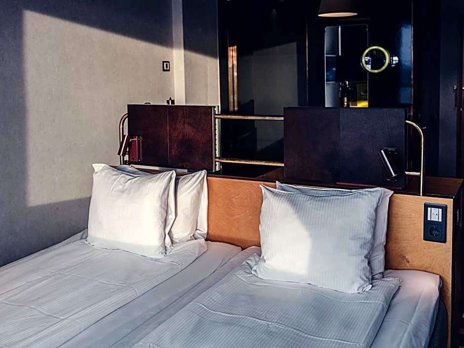 U&Me, BW Signature Collection