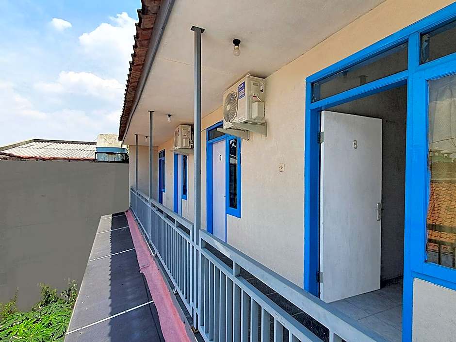 SPOT ON 2726 Kopo 355