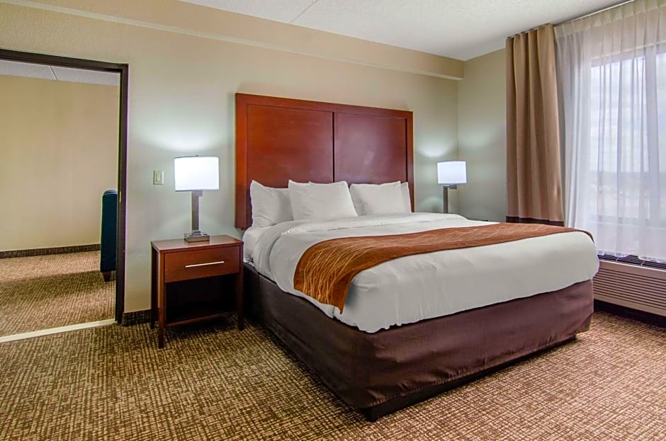 Comfort Inn & Suites