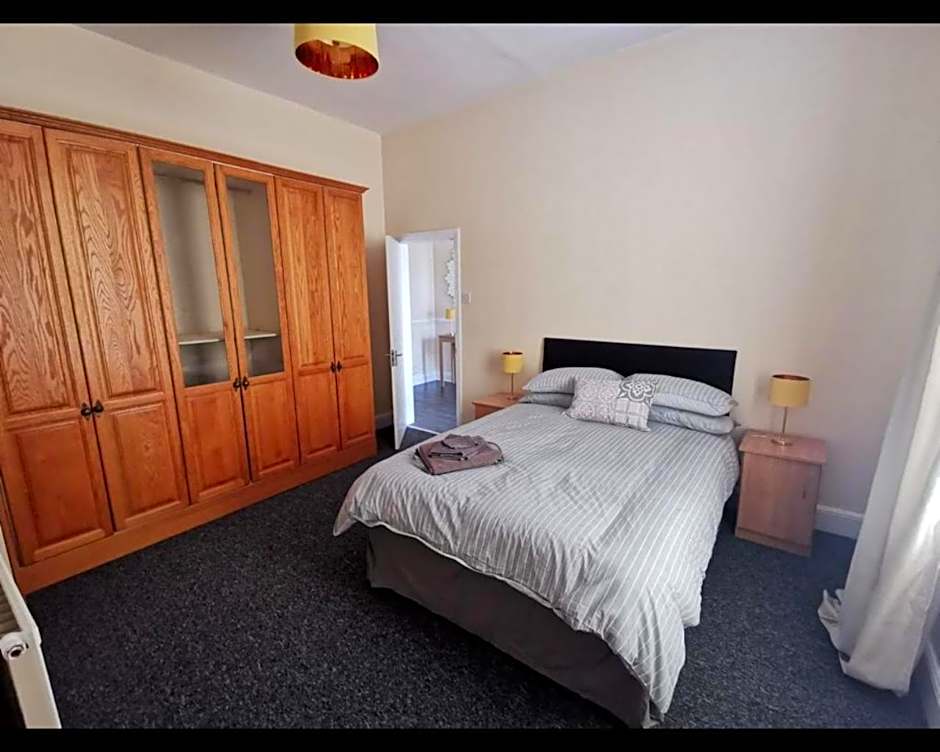 Marley Mansions Clarendon 65