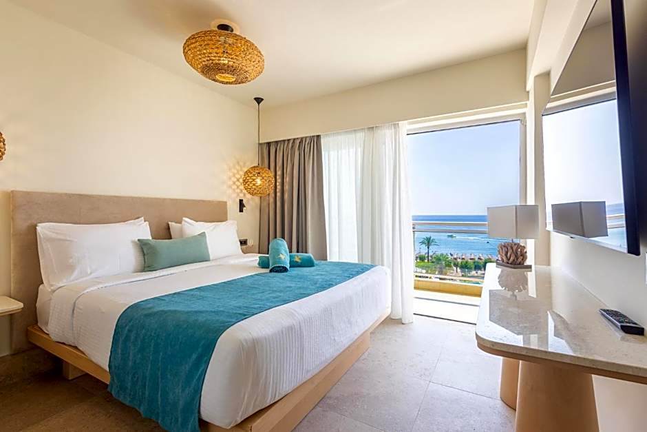 Pegasos Deluxe Beach Hotel