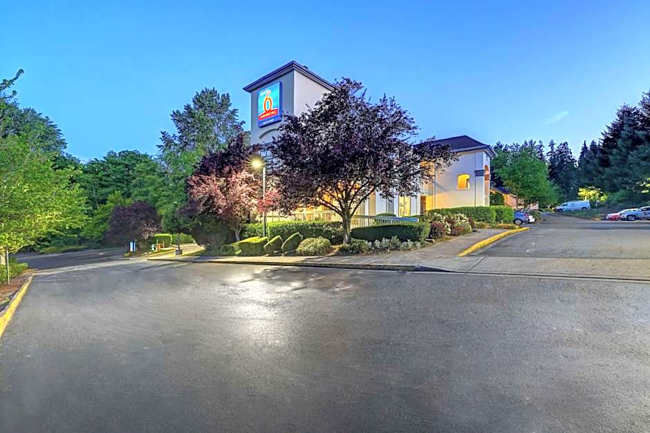 Studio 6-Mountlake Terrace, WA - Seattle