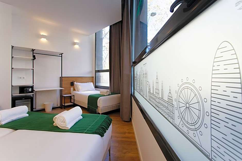 Green House Hotel